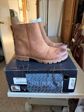 Sorel Women's Brown Leather Ankle Booties
